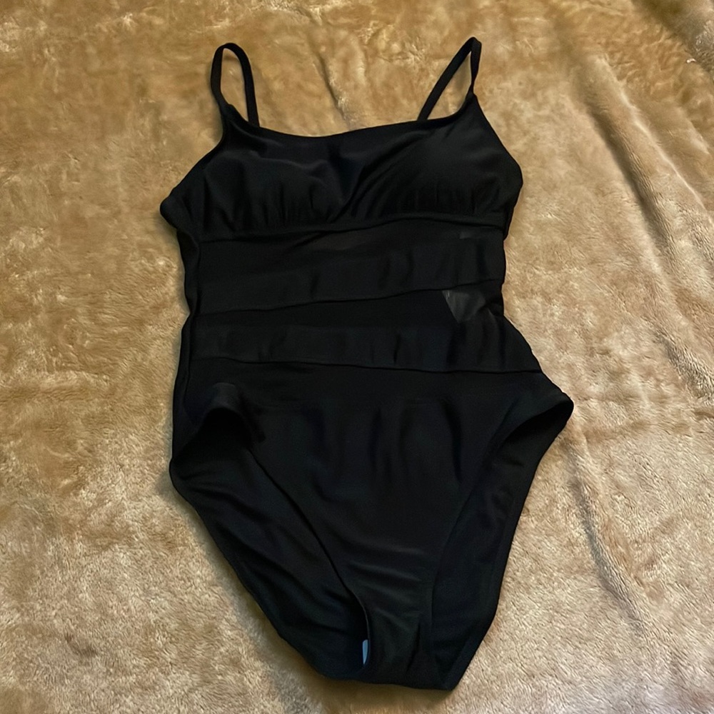 Bathing suit